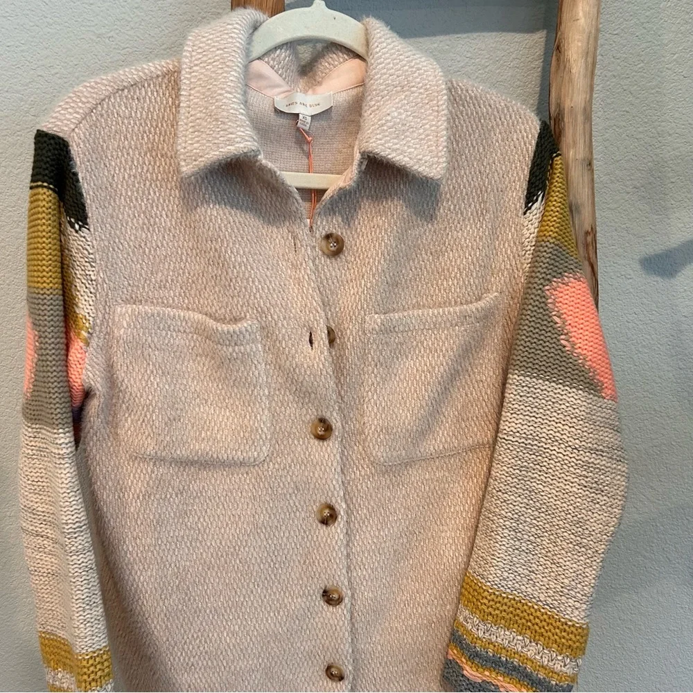 Vici Multicolor Button-Up Cardigan - Picture 4 of 4